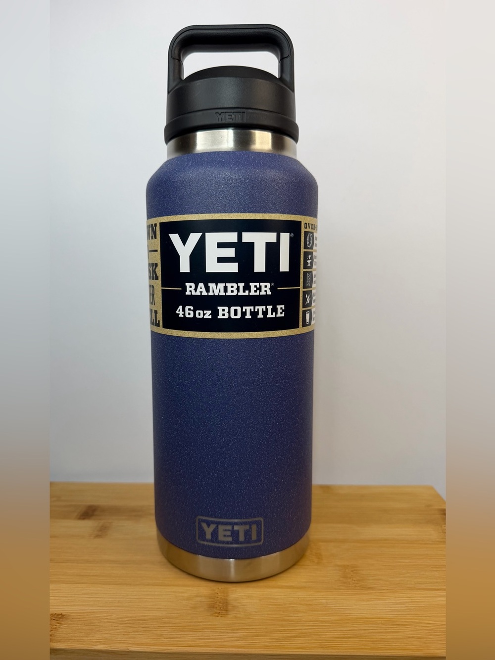 *YETI Rambler 46oz Bottle Chug -Moon Dust- New